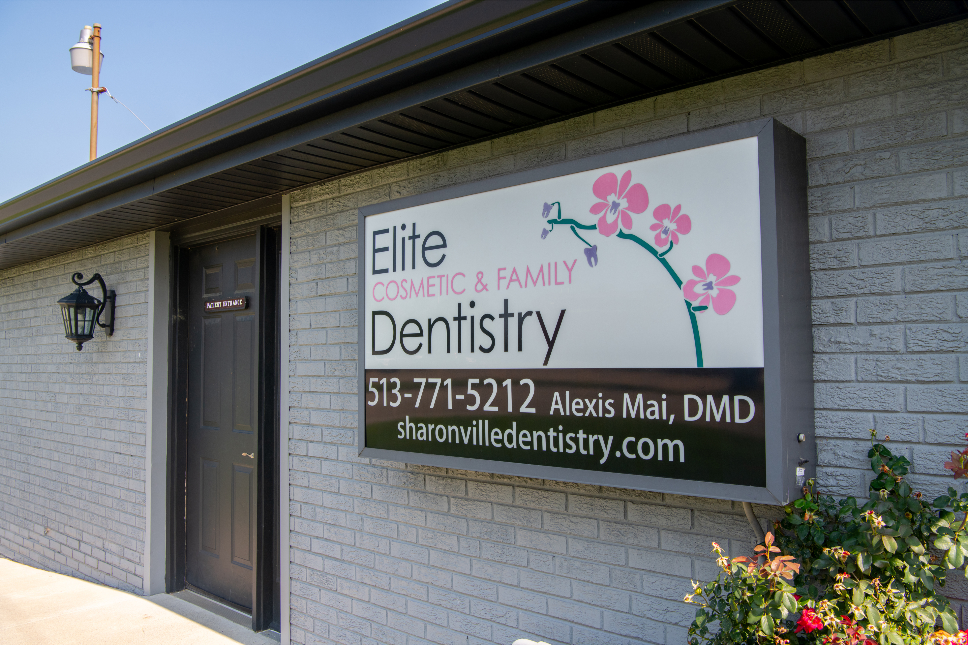 Elite Cosmetic & Family Dentistry office