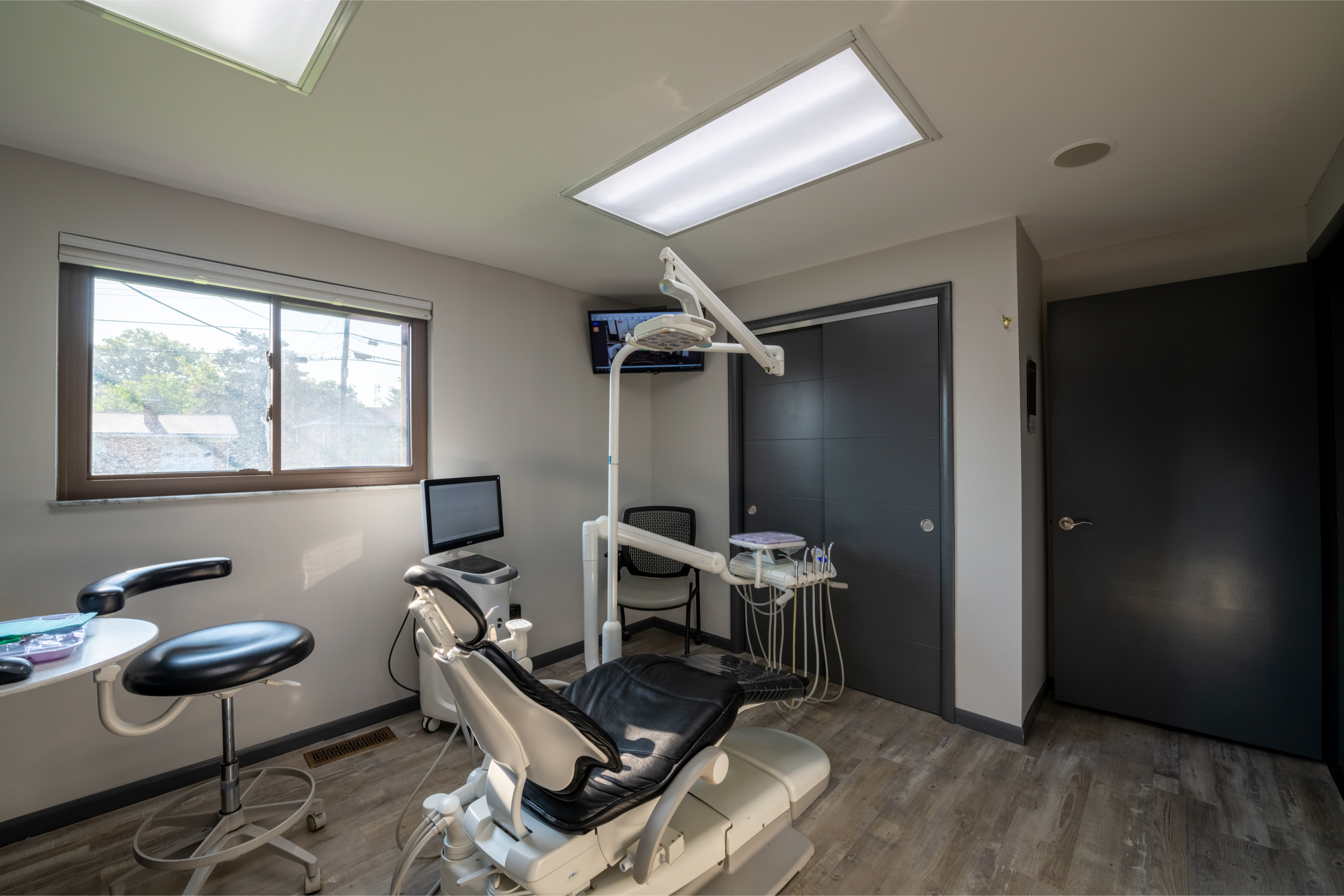 Elite Cosmetic & Family Dentistry office